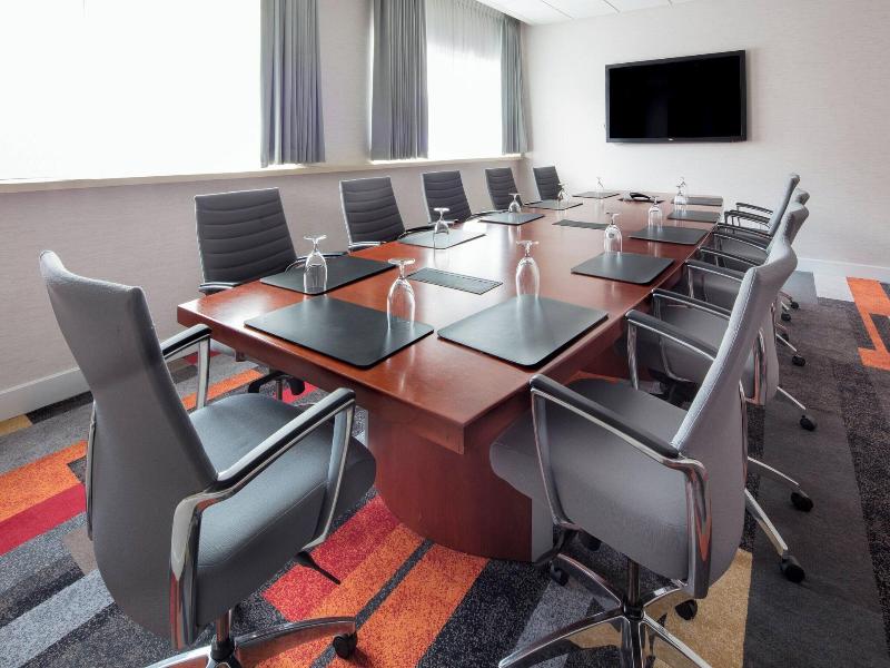 Delta Hotels Beausejour image