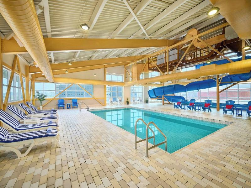 Delta Hotels Beausejour image