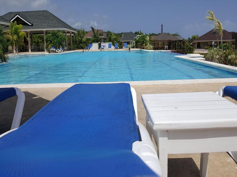 Ocho Rios Villa At Coolshade Ix image