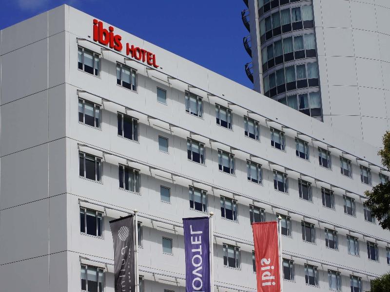 Ibis Sydney Olympic Park image