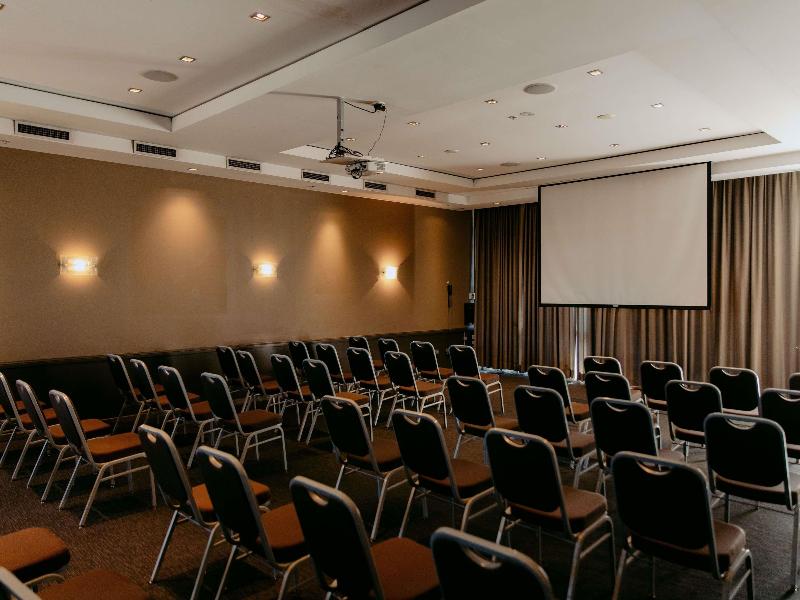 Mercure Sydney Parramatta image