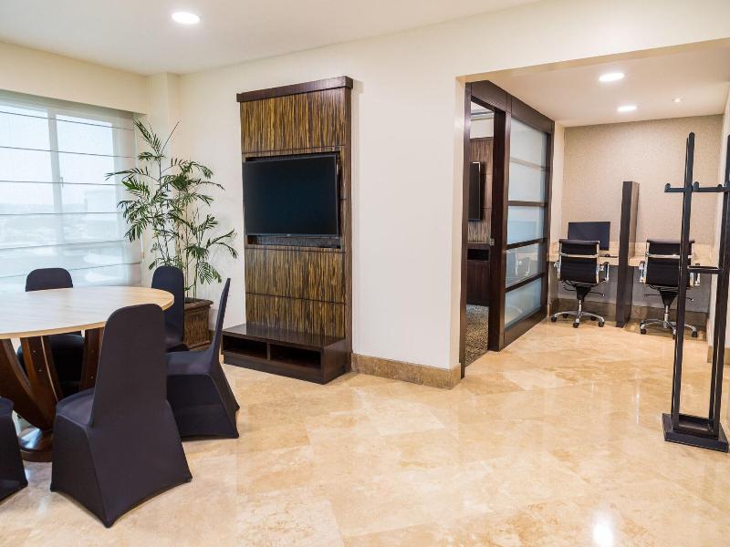 Sheraton Guayaquil image
