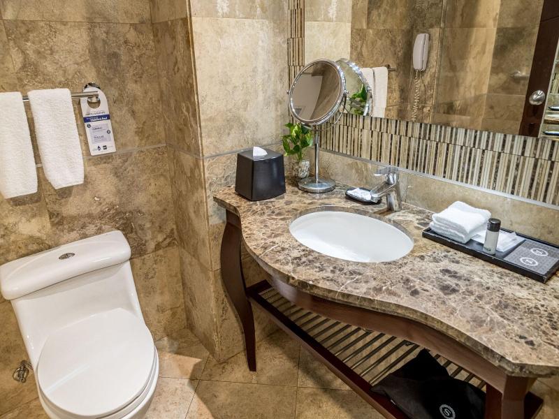 Sheraton Guayaquil image
