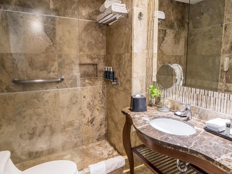 Sheraton Guayaquil image