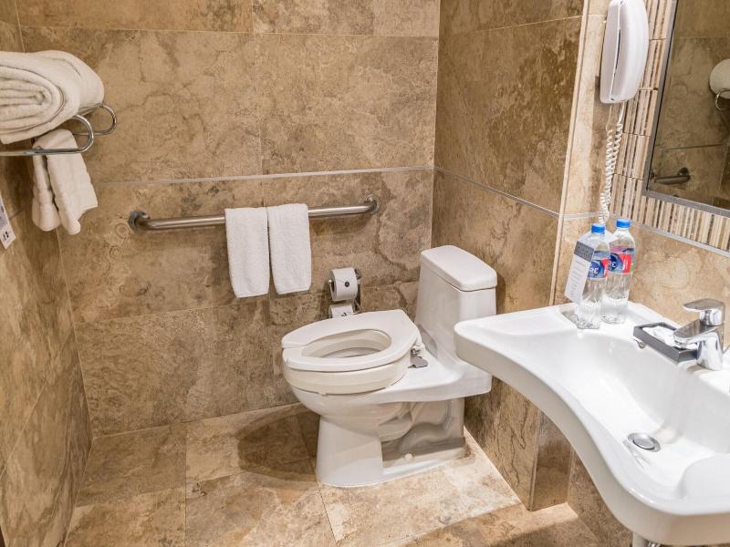 Sheraton Guayaquil image