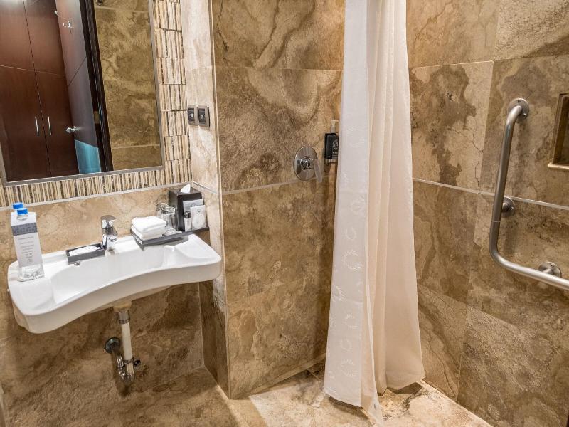 Sheraton Guayaquil image