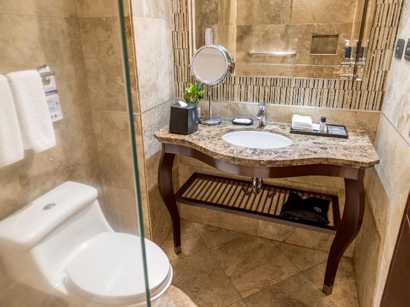Sheraton Guayaquil image
