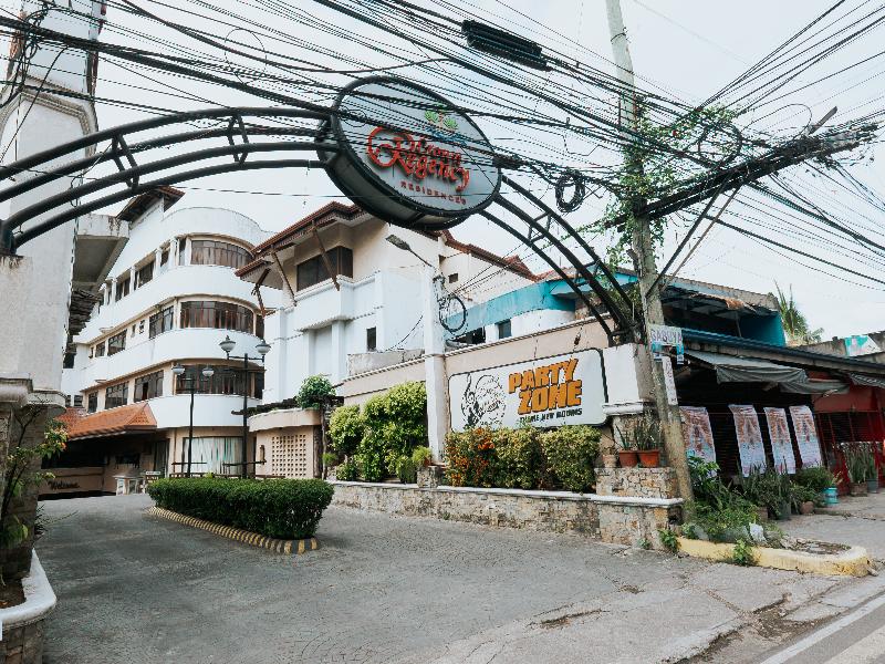 Crown Regency Residences Cebu image