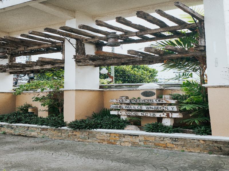 Crown Regency Residences Cebu image