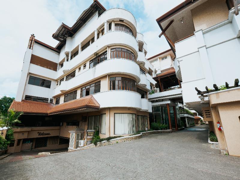Crown Regency Residences Cebu image