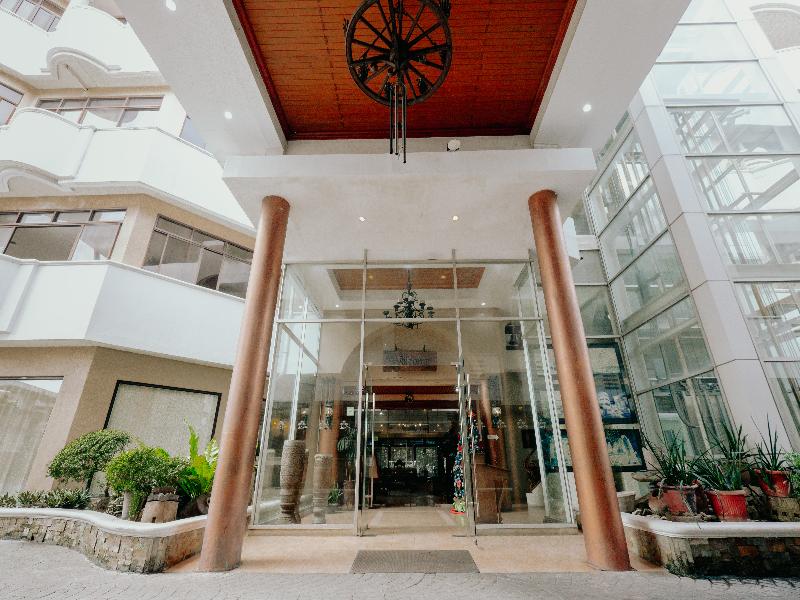 Crown Regency Residences Cebu image