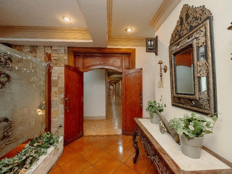 Crown Regency Residences Cebu image
