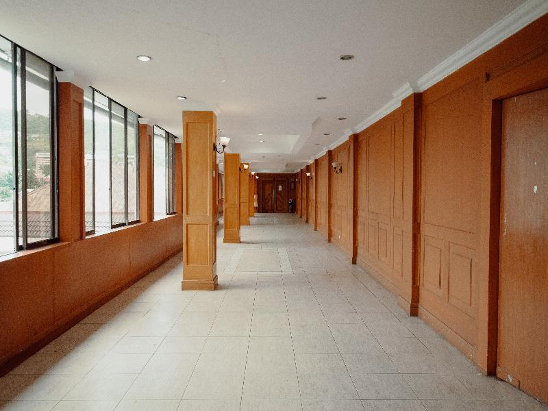 Crown Regency Residences Cebu image