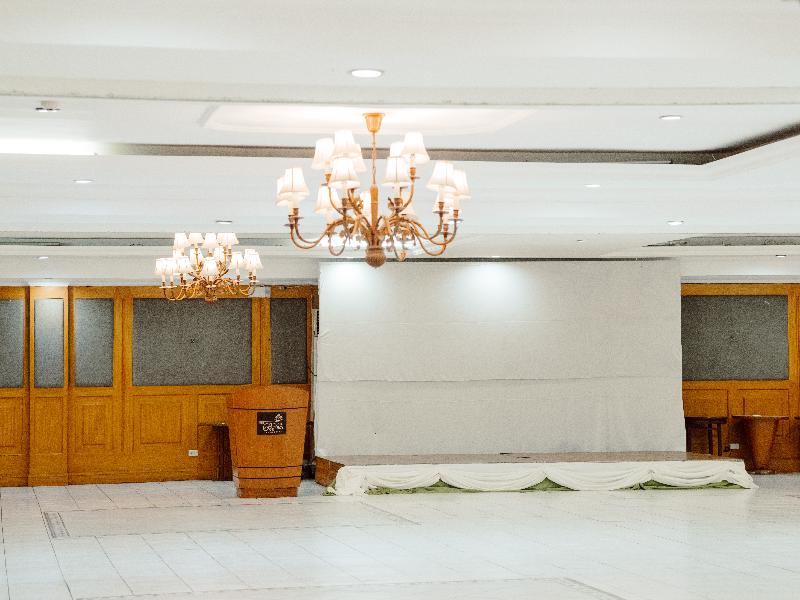 Crown Regency Residences Cebu image