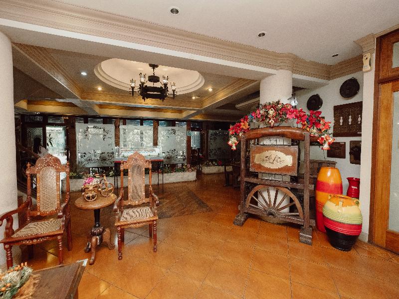 Crown Regency Residences Cebu image