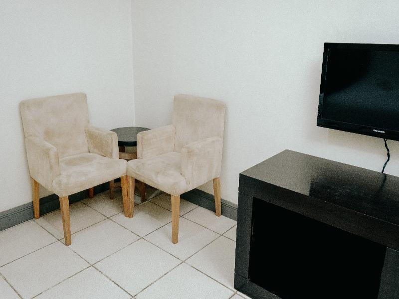 Crown Regency Residences Cebu image