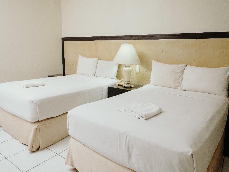 Crown Regency Residences Cebu image