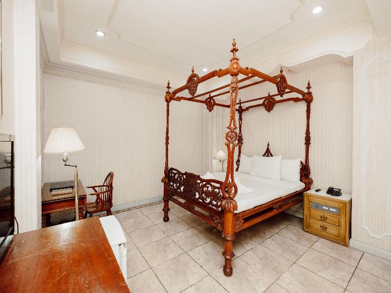 Crown Regency Residences Cebu image