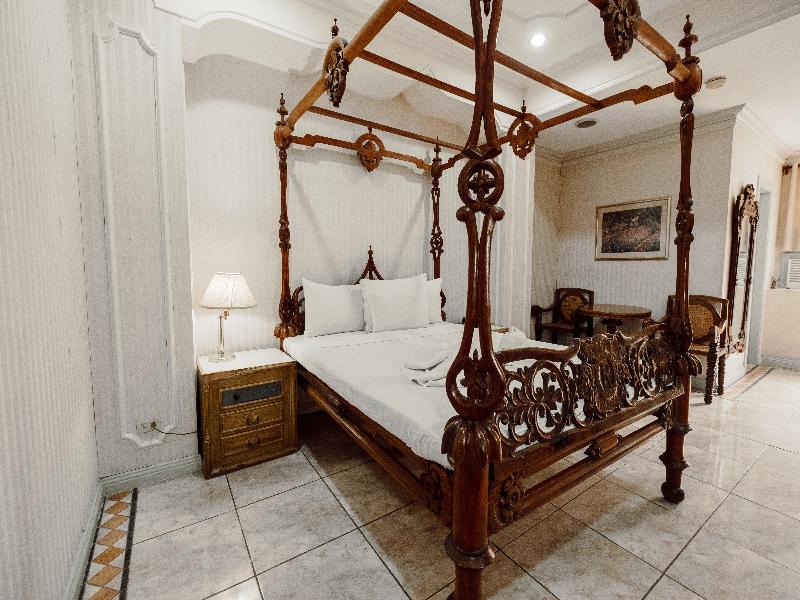 Crown Regency Residences Cebu image