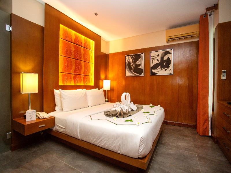 Crown Regency Beach Resort image
