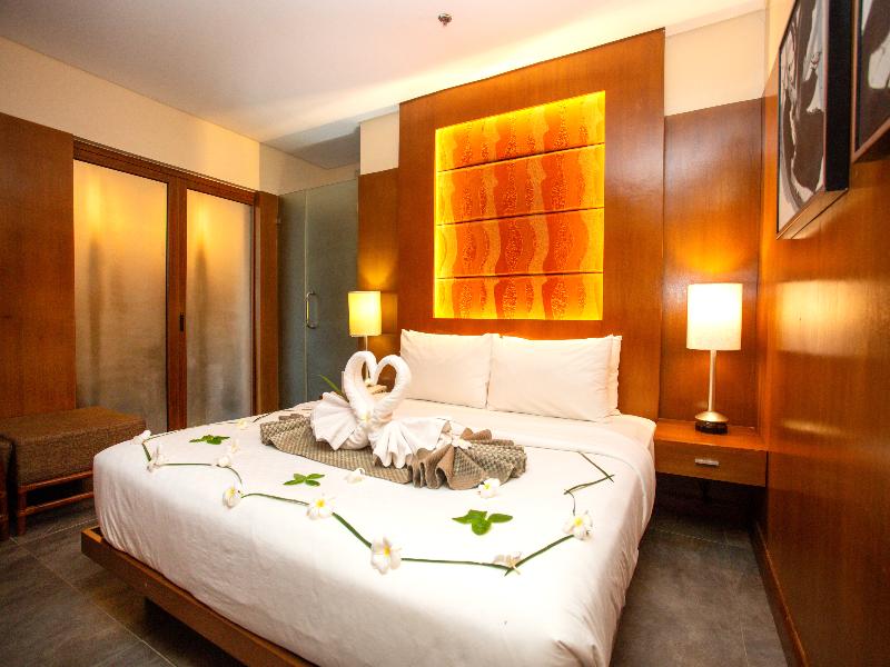 Crown Regency Beach Resort image