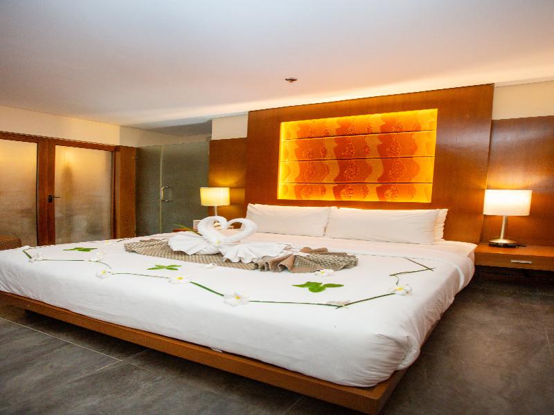Crown Regency Beach Resort image