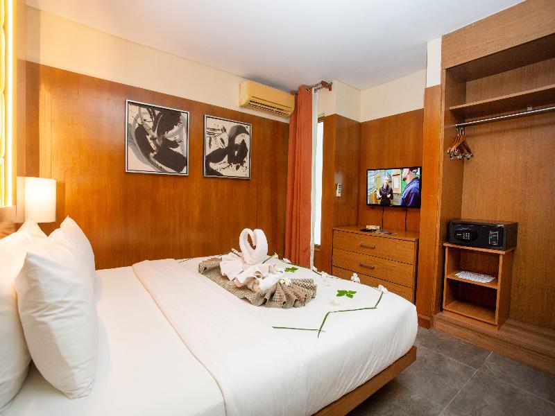 Crown Regency Beach Resort image