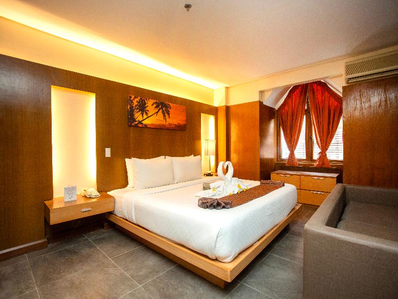 Crown Regency Beach Resort image