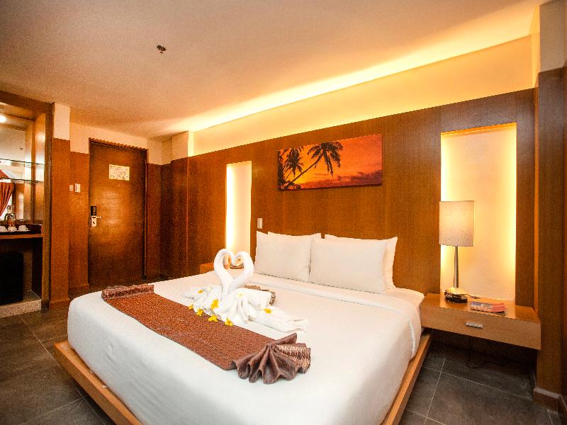 Crown Regency Beach Resort image