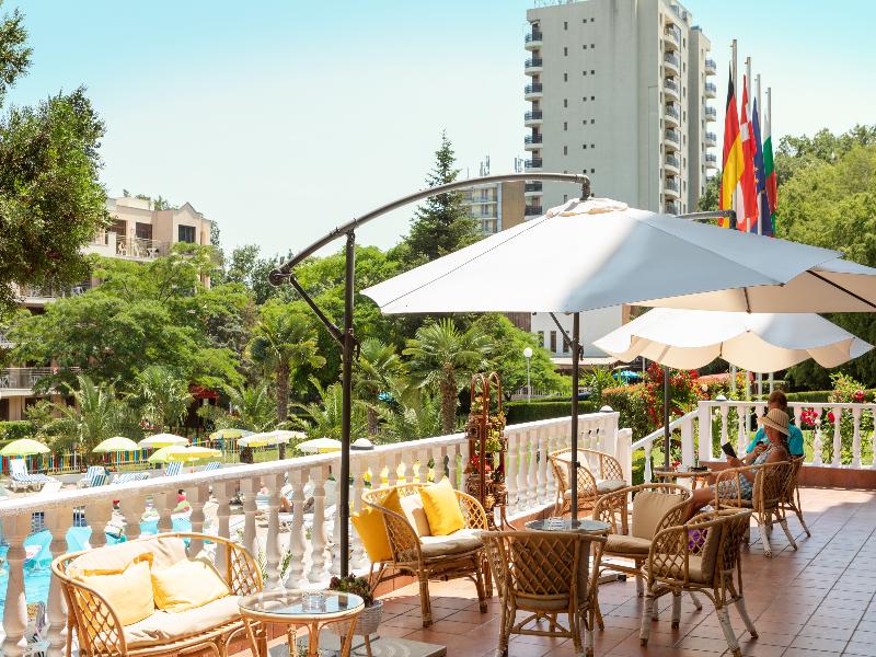 Hotel Perla image