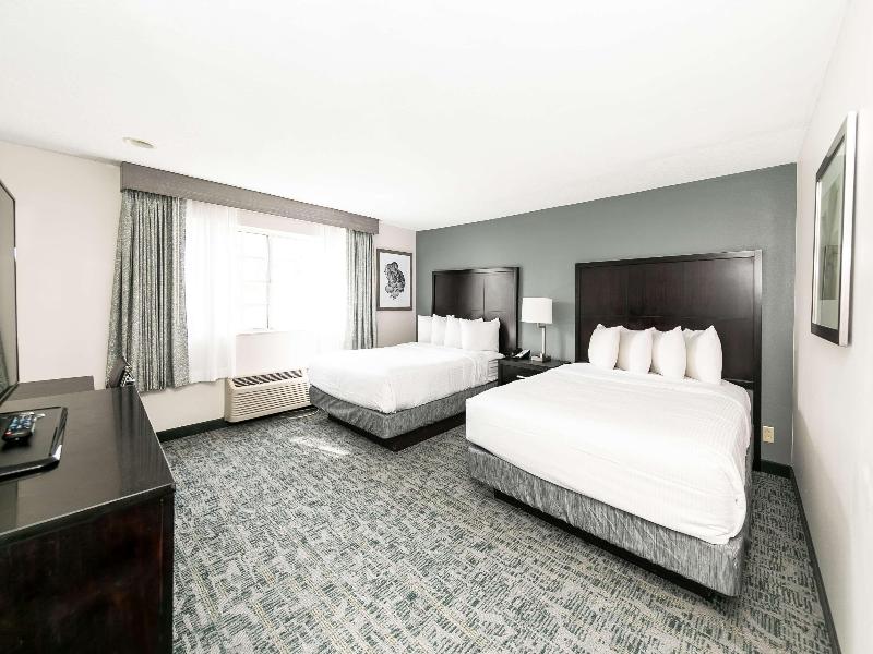 Best Western Inn & Suites San Diego-Zoo/SeaWorld image