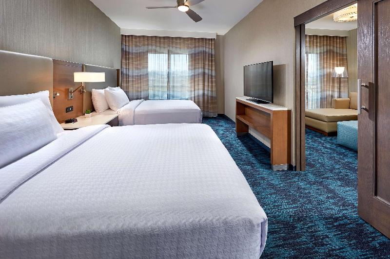 Comfort Inn & Suites Hotel Circle Seaworld Area