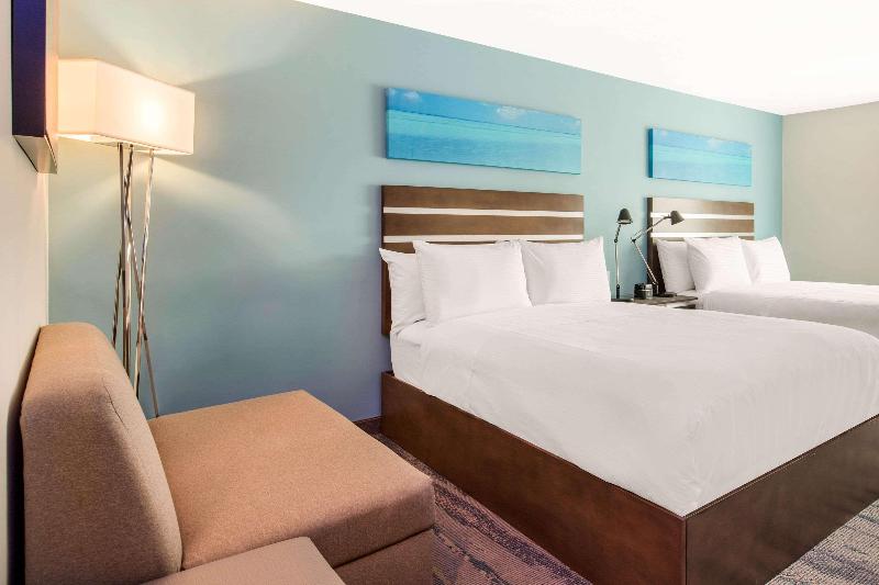 The Cove Hotel image