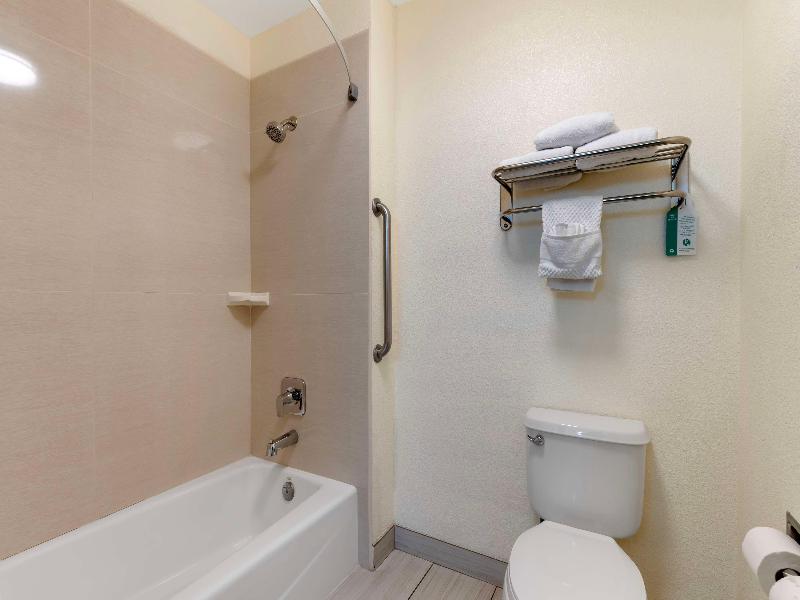 Best Western Visalia Hotel image