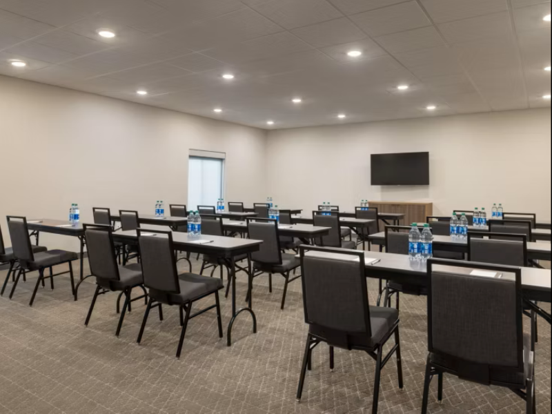 Garner Hotel Denver Airport Area by IHG