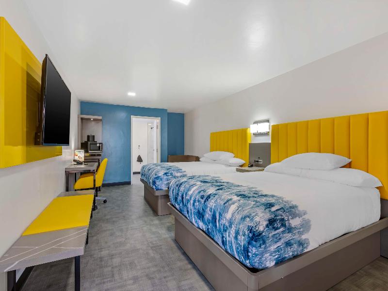 Hotel Blue 66, Bw Signature Collection image