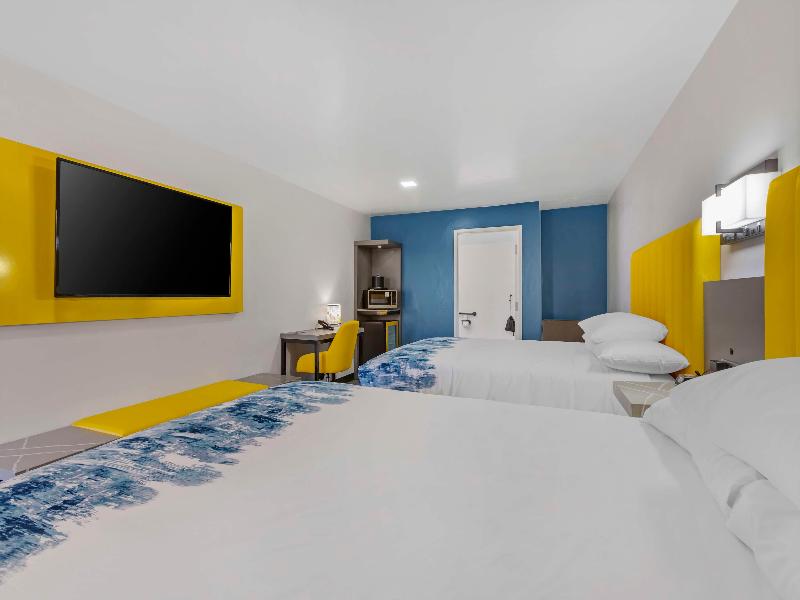Hotel Blue 66, Bw Signature Collection image
