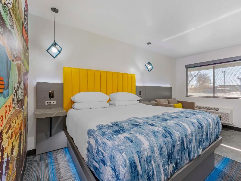 Hotel Blue 66, Bw Signature Collection image
