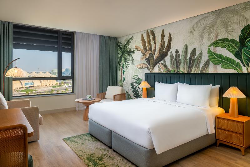 Yas Plaza Mangroves by IHG image