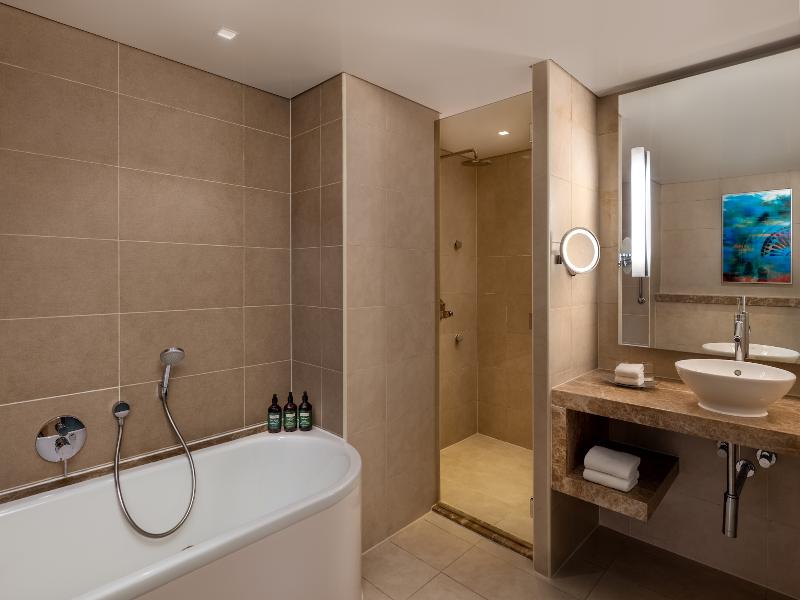 Yas Plaza Mangroves by IHG image