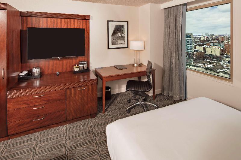 Hilton Philadelphia at Penn's Landing image