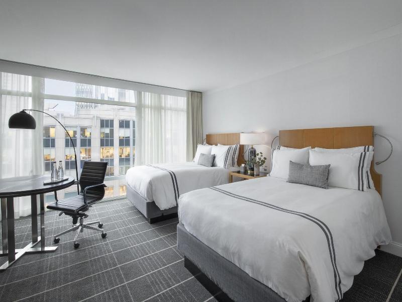 The Colonnade Hotel image