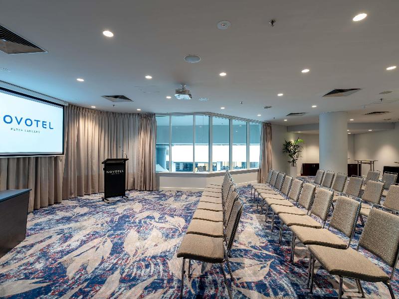 Novotel Perth Langley image