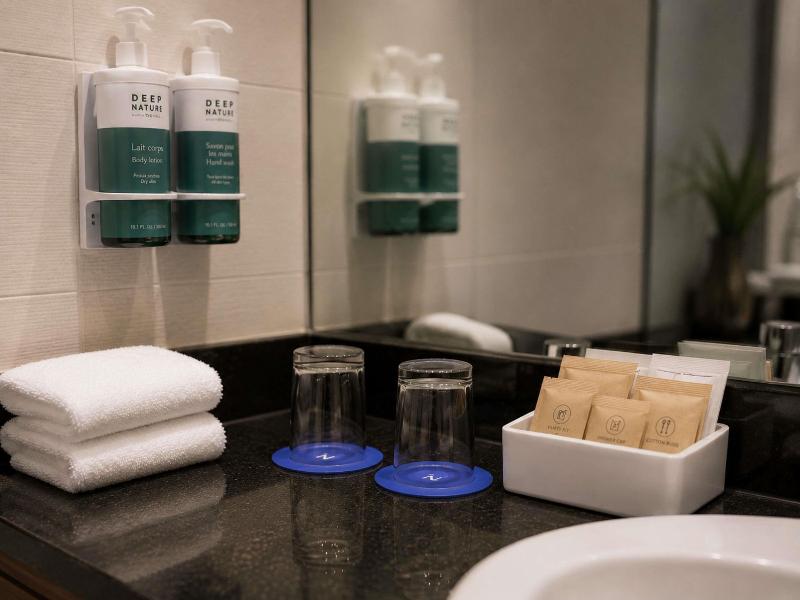 Novotel Sydney International Airport image