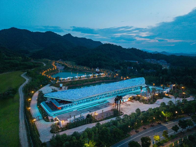 Voco Anji Treasure Island Park by IHG image