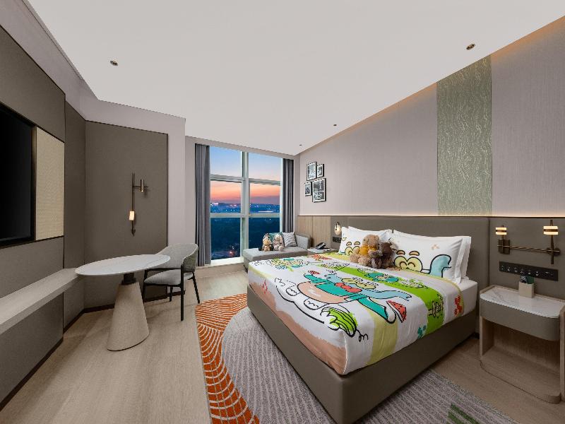 Holiday Inn Rizhao Seaview by IHG image