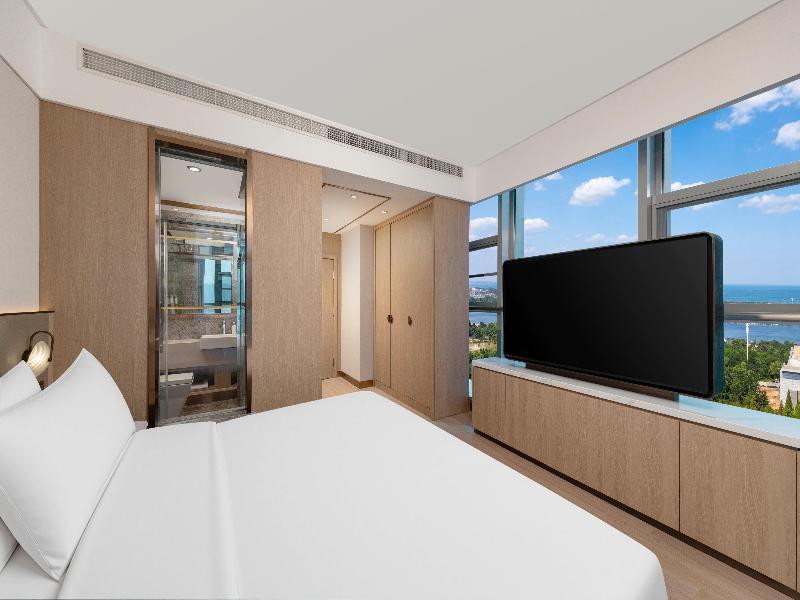 Holiday Inn Rizhao Seaview by IHG image