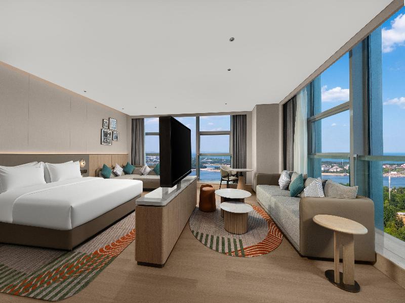 Holiday Inn Rizhao Seaview by IHG image
