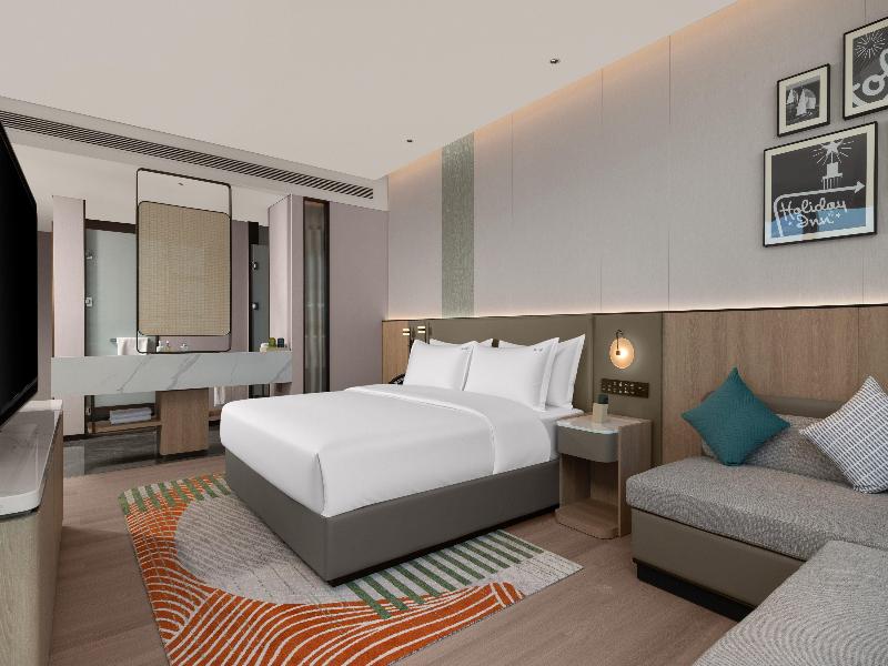 Holiday Inn Rizhao Seaview by IHG image