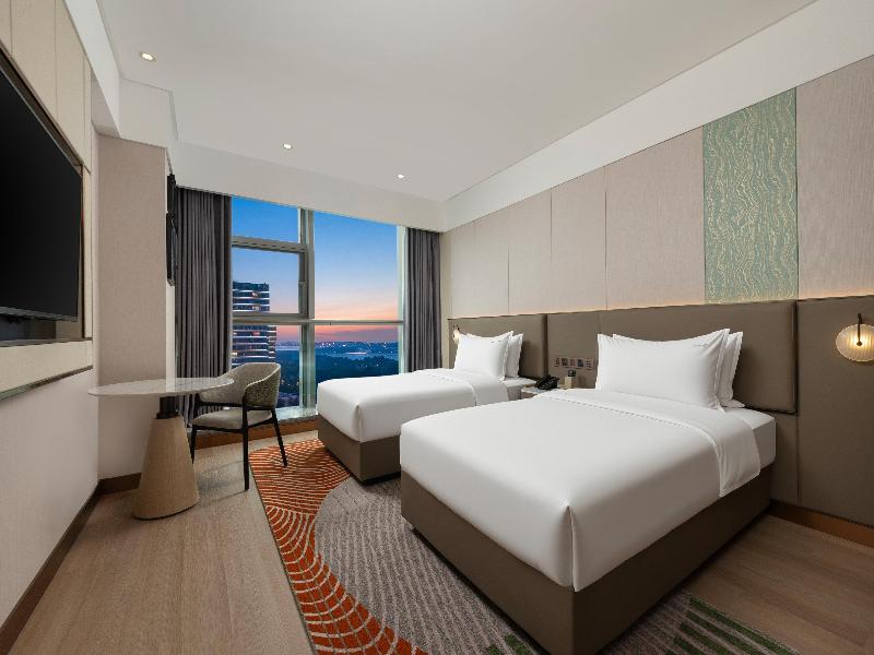 Holiday Inn Rizhao Seaview by IHG image